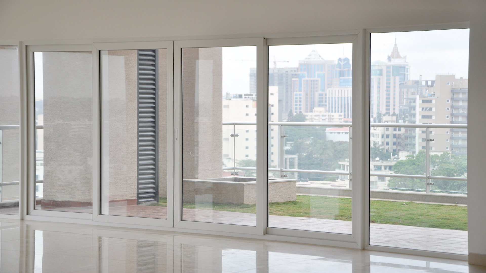 شهرک خاوران تبریز بدون محدودیت ارتفاع پنجره قدی